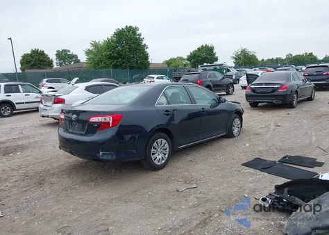 2013 Toyota Camry L/Le/Se/Xle из США, поврежденный, VIN 4T4BF1FK6DR275927